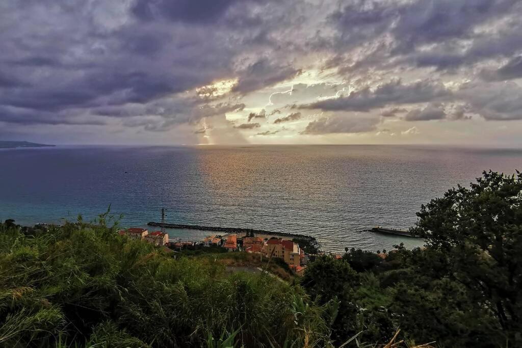 Villa Relax On The Sea Pizzo  Exterior foto
